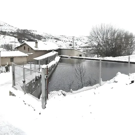 Moli D'en Pi Vakantieboerderij *